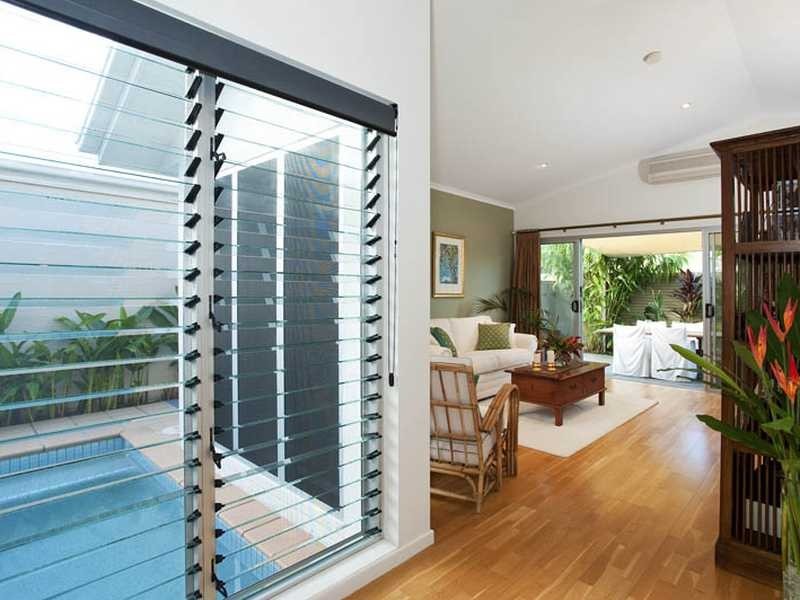 29 Bahamas Circuit, Kawana Island QLD 4575