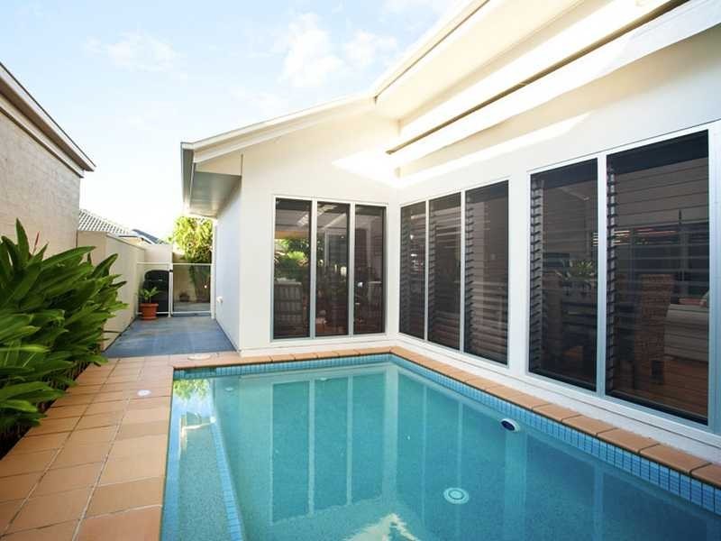 29 Bahamas Circuit, Kawana Island QLD 4575