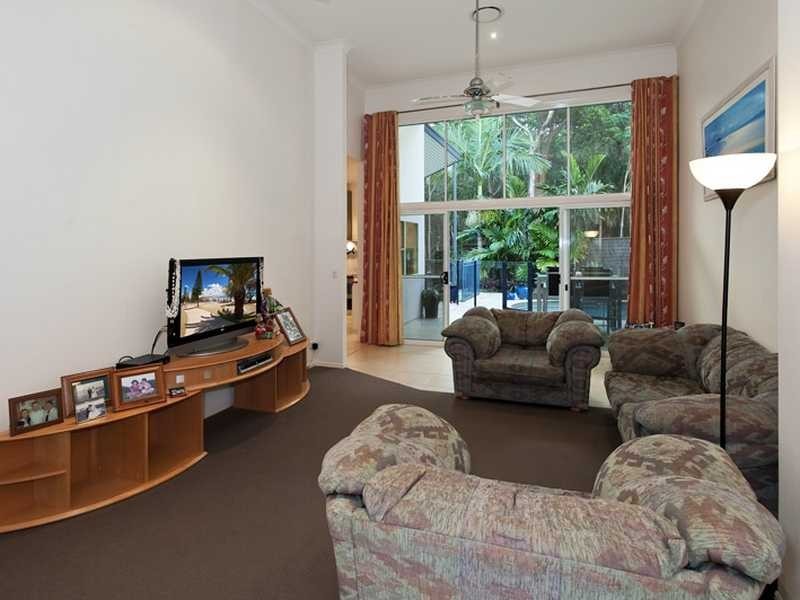 31 Admiralty Drive, Alexandra Headland QLD 4572