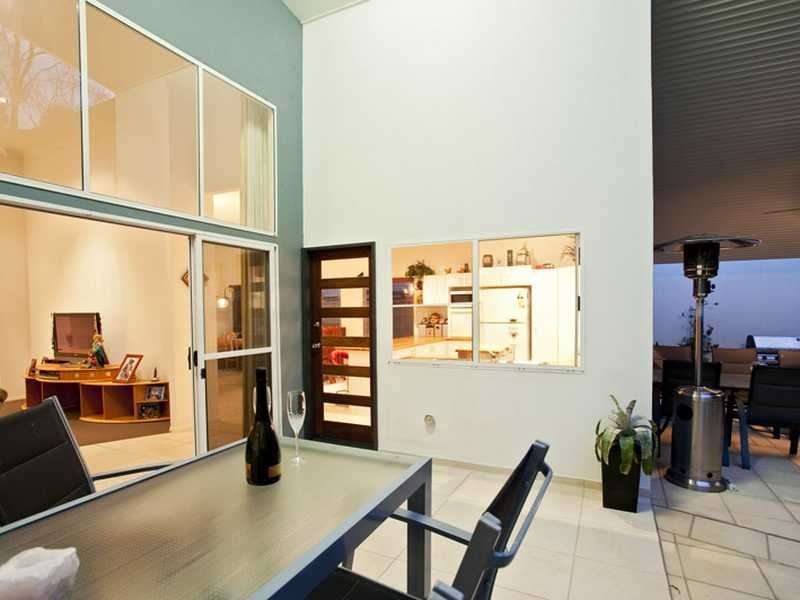 31 Admiralty Drive, Alexandra Headland QLD 4572