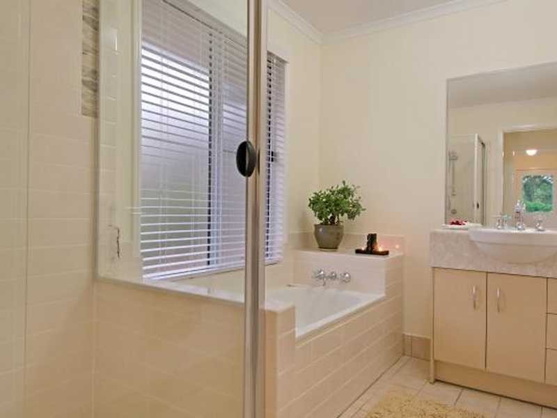 6 Garden Avenue, Palmwoods QLD 4555