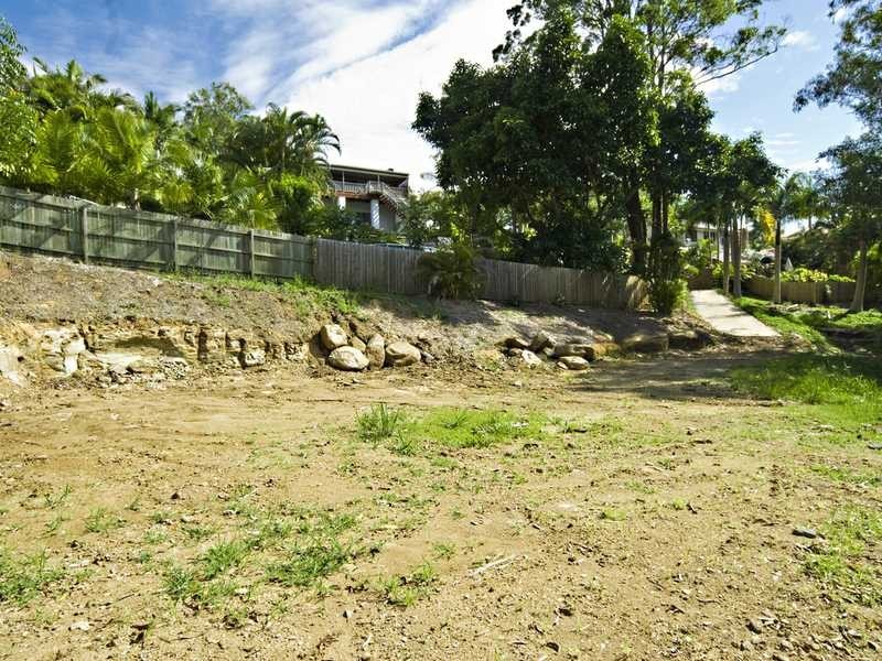 14 Martins Creek Rd, Buderim QLD 4556