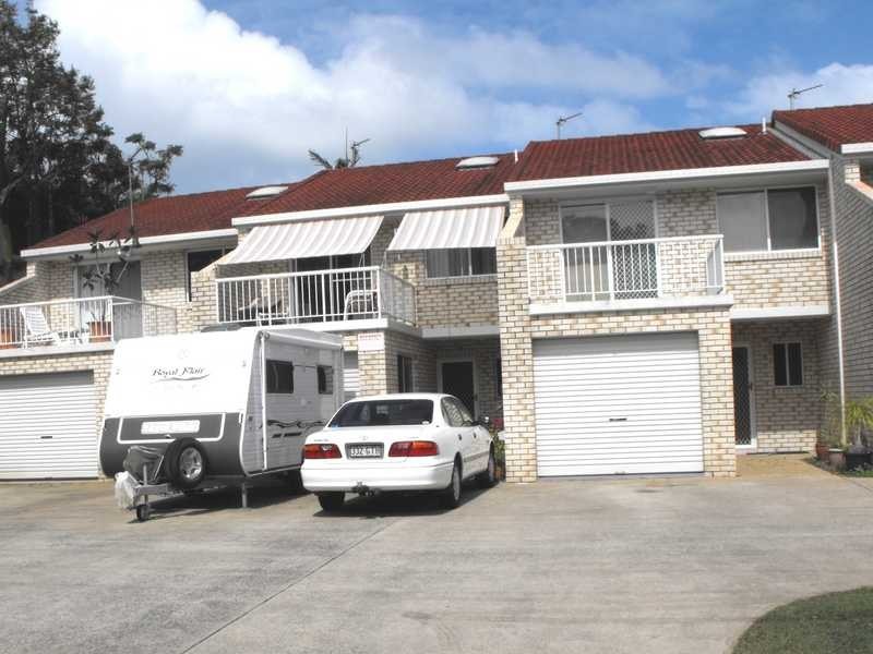 Unit 2 / 147 Bundilla Boulevard, Mountain Creek QLD 4557