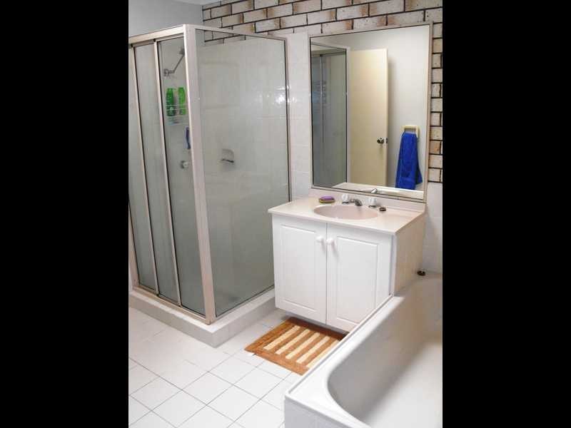 Unit 2 / 147 Bundilla Boulevard, Mountain Creek QLD 4557