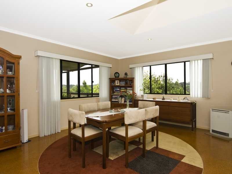 11 Rainbow Court, Woombye QLD 4559
