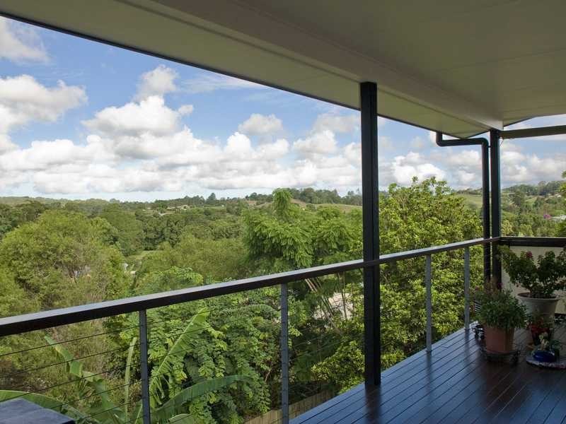 11 Rainbow Court, Woombye QLD 4559
