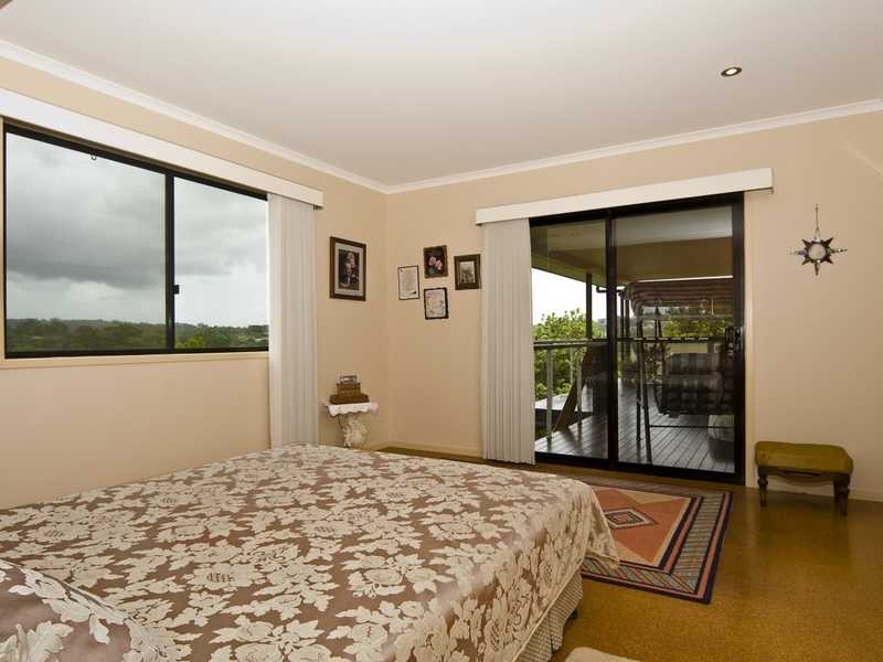11 Rainbow Court, Woombye QLD 4559