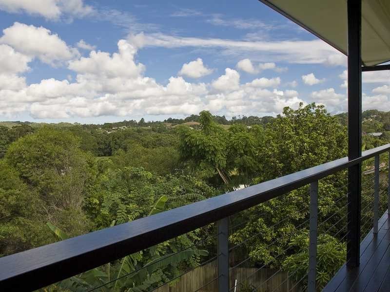 11 Rainbow Court, Woombye QLD 4559