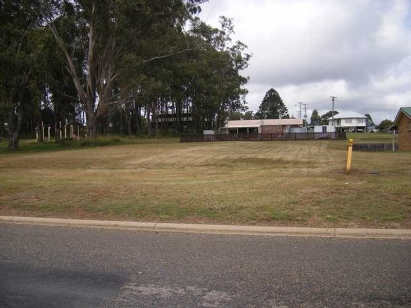 18 Park Drive, Yarraman QLD 4614