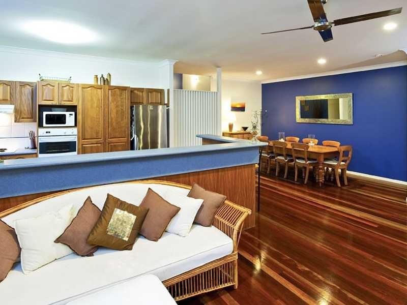 25 Barnes Drive, Buderim QLD 4556