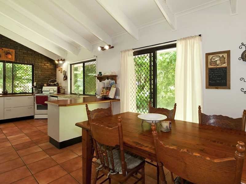 30 Hamilton Close, Mooloolah Valley QLD 4553