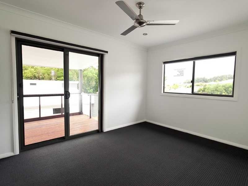 Unit 1/2 Tarshaw Street, Bli Bli QLD 4560