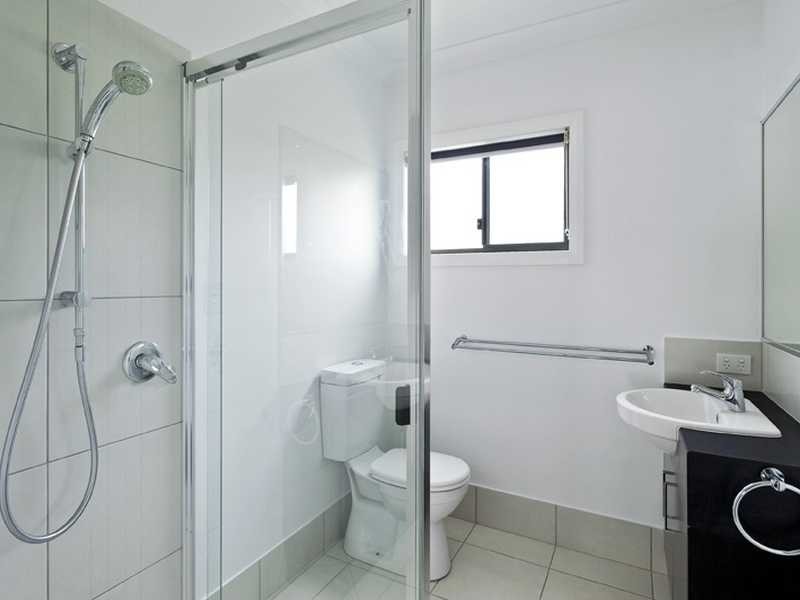 Unit 1/2 Tarshaw Street, Bli Bli QLD 4560