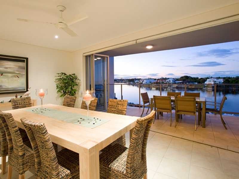 Apartment/13 / 7 Grand Parade, Kawana Island QLD 4575