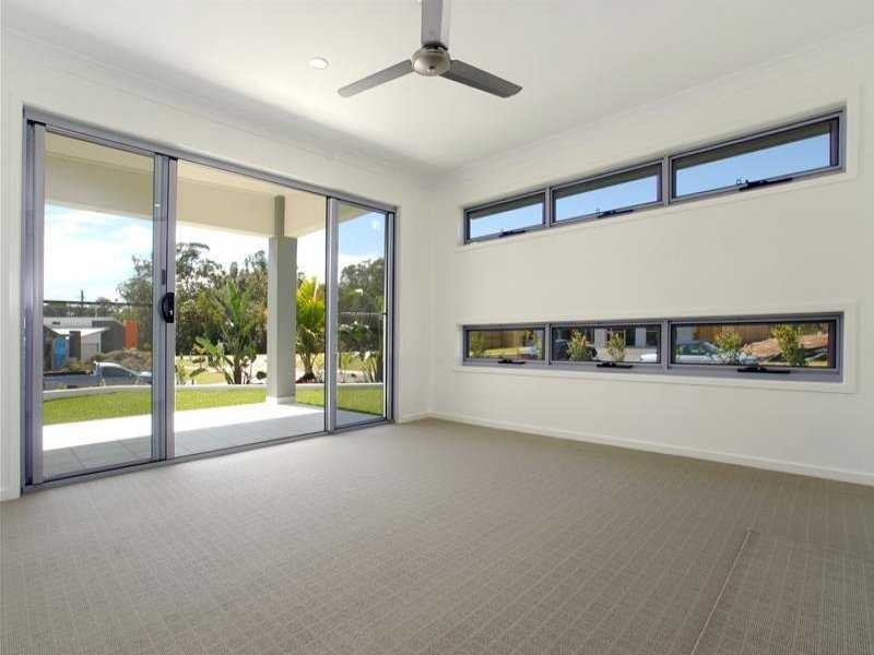 Unit 2/1 Tarshaw Street, Bli Bli QLD 4560