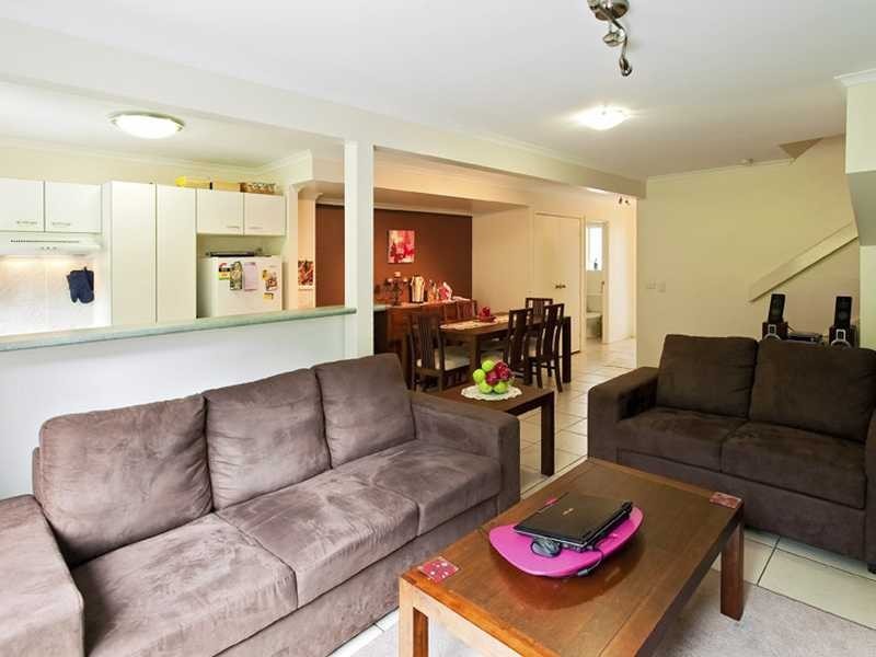 Unit 2/22 Ballinger Court, Buderim QLD 4556