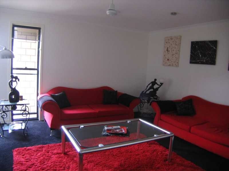 4 Oldham Court, Mooloolah Valley QLD 4553