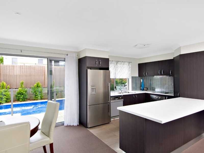 Villa 2/16 Bright Court, Burnside QLD 4560