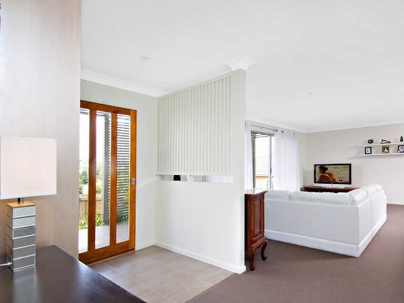Villa 2/16 Bright Court, Burnside QLD 4560
