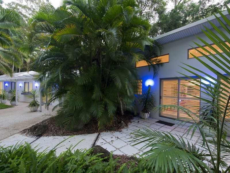52 De Zen Road, Palmview QLD 4553