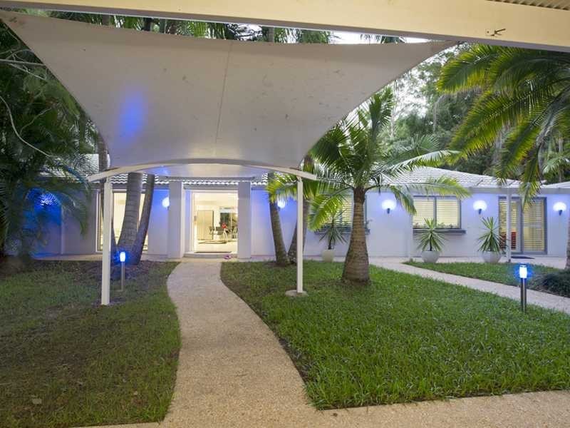 52 De Zen Road, Palmview QLD 4553