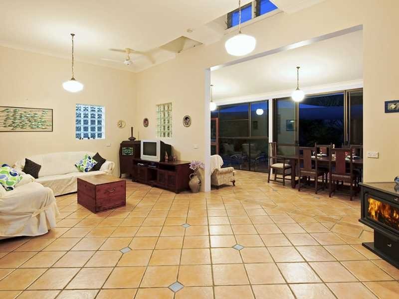 2-12 Hutchinsons Road, Ilkley QLD 4554