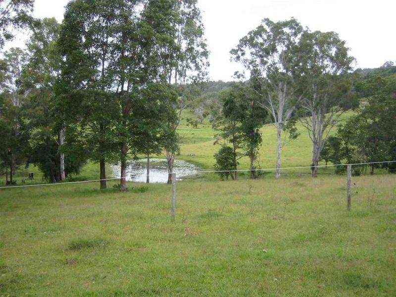 99 Simba Road, West Woombye QLD 4559
