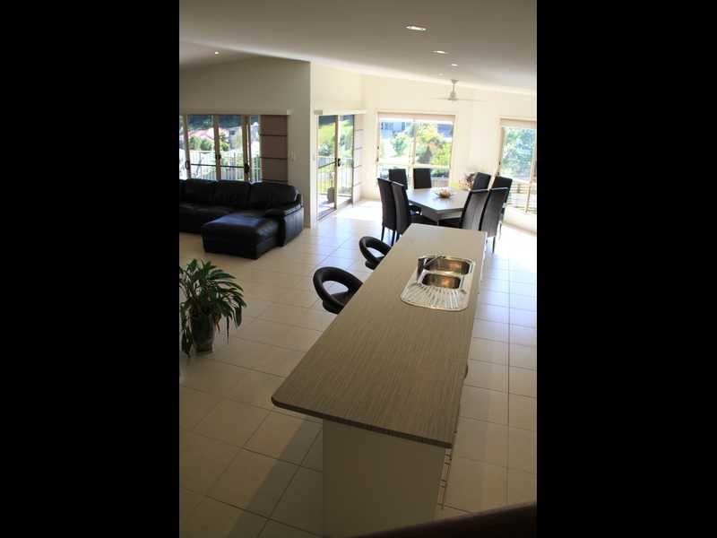 6 Rainbow Court, Woombye QLD 4559