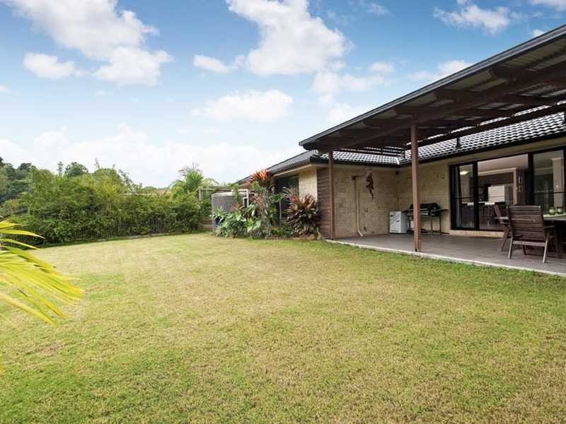3 Maddock Avenue, Mooloolah Valley QLD 4553