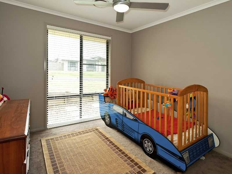 3 Maddock Avenue, Mooloolah Valley QLD 4553