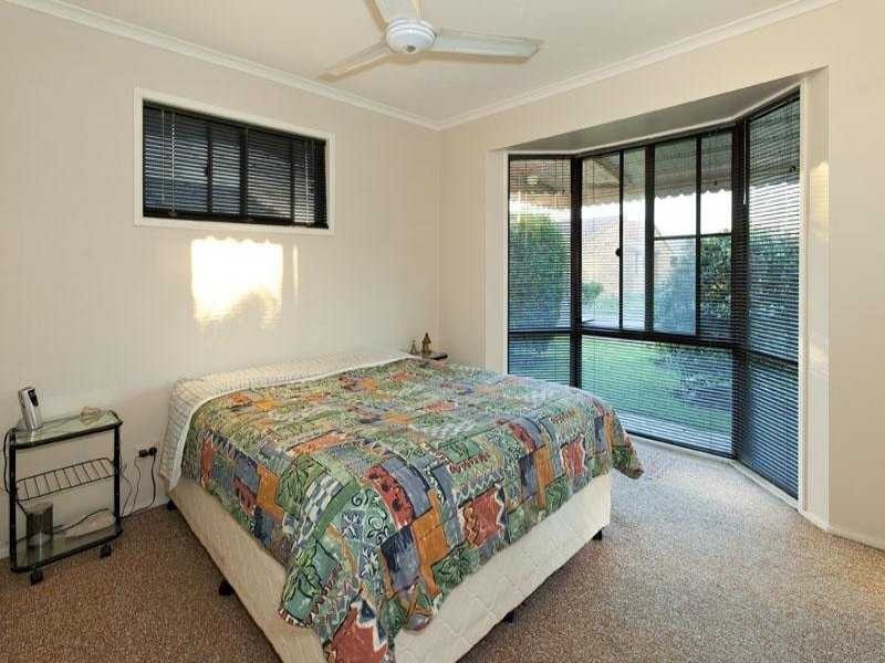 Unit 27/10 Melody Court, Warana QLD 4575