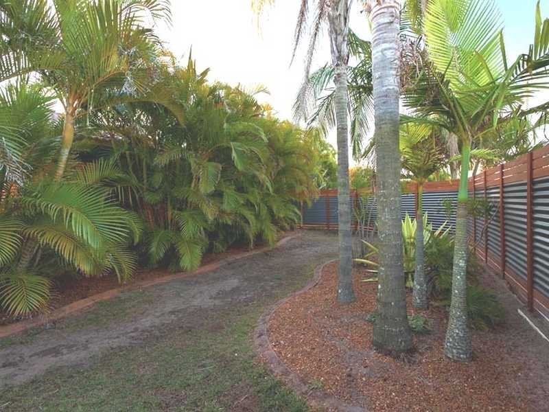 24 Currawan Street, Warana QLD 4575