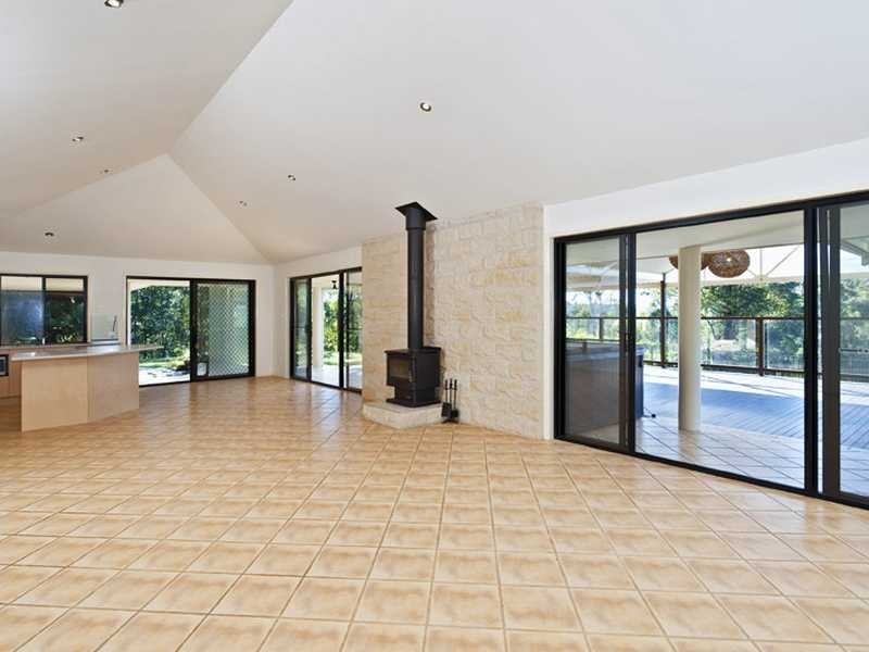 2 Sara Place, Ilkley QLD 4554