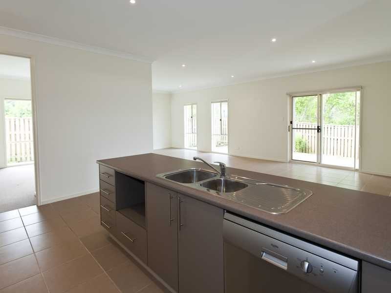 13 Orientation Place, Nambour QLD 4560