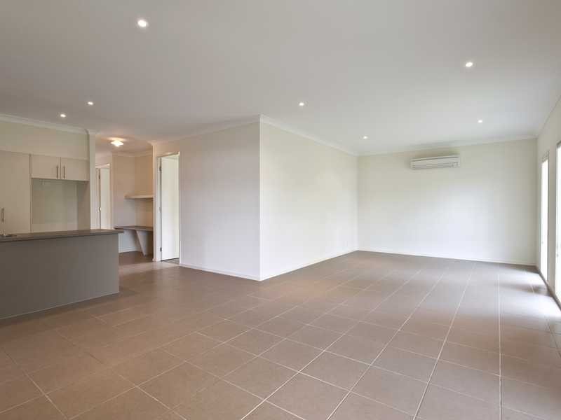 13 Orientation Place, Nambour QLD 4560