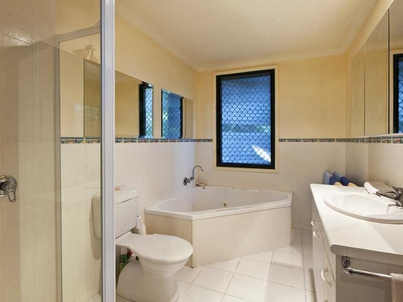 22 Topaz Street, Mapleton QLD 4560