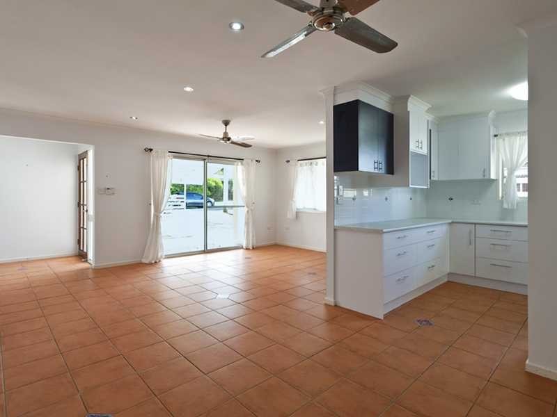 12 Jakeman, Buderim QLD 4556