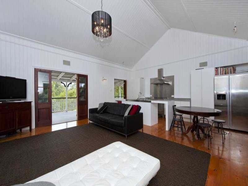 14 Hutchinsons Road, Ilkley QLD 4554