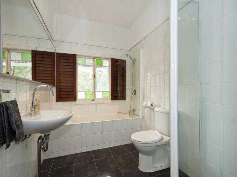 14 Hutchinsons Road, Ilkley QLD 4554