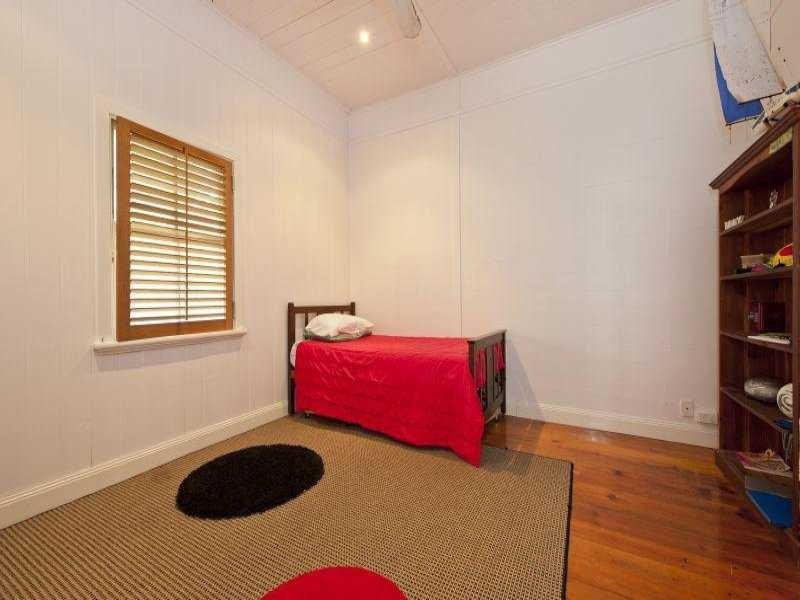 14 Hutchinsons Road, Ilkley QLD 4554