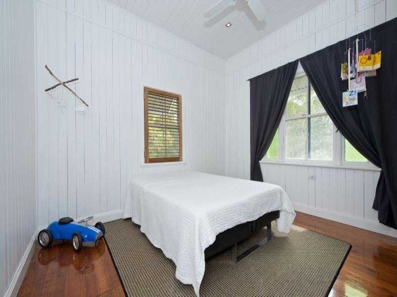 14 Hutchinsons Road, Ilkley QLD 4554