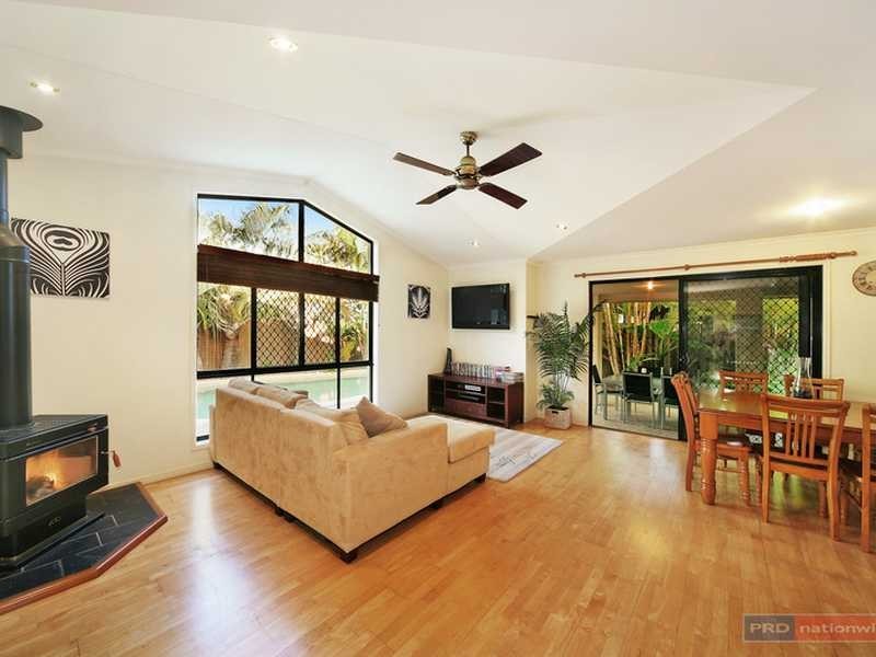 32 Hastings Place, Buderim QLD 4556