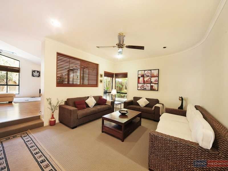 32 Hastings Place, Buderim QLD 4556