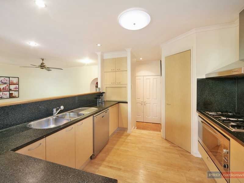 32 Hastings Place, Buderim QLD 4556