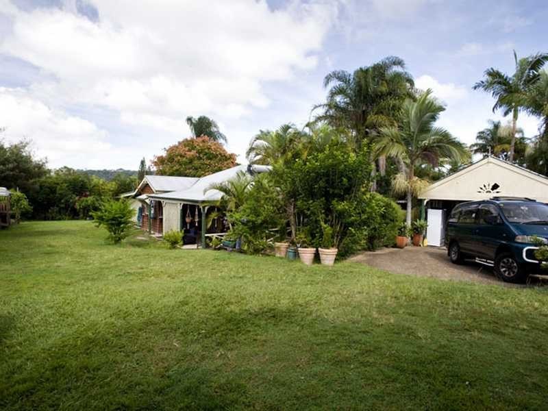 275 Main Road, Kuluin QLD 4558