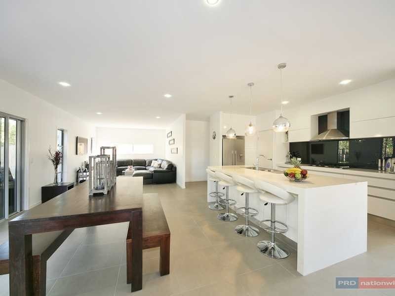 16 Albany Street, Sippy Downs QLD 4556