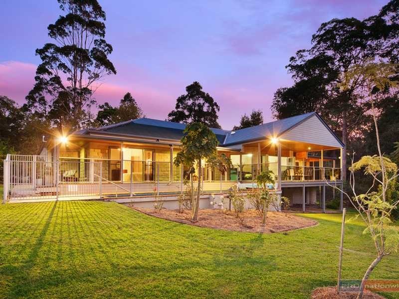 19 Walgarri Drive, Tanawha QLD 4556