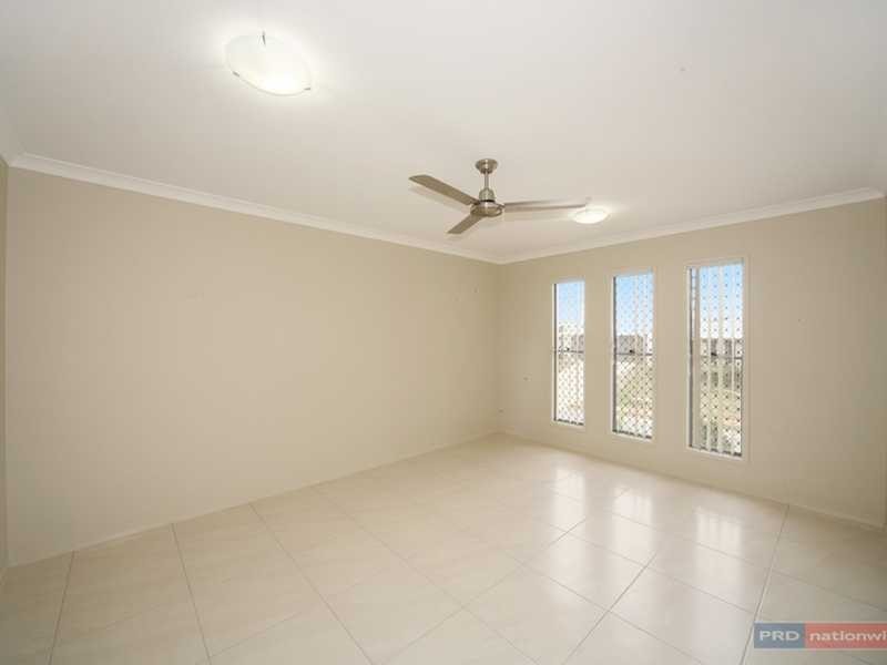 31 Selkirk Way, Peregian Springs QLD 4573
