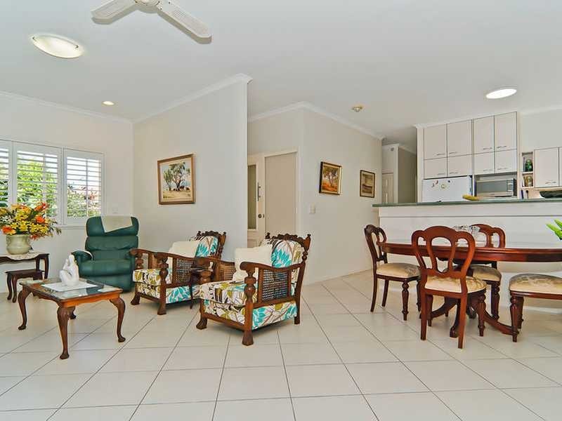 Villa 8/10 Price Lane, Buderim QLD 4556