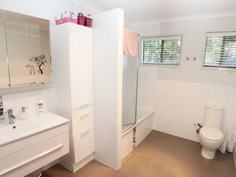 27 Nyes Crescent, Buderim QLD 4556